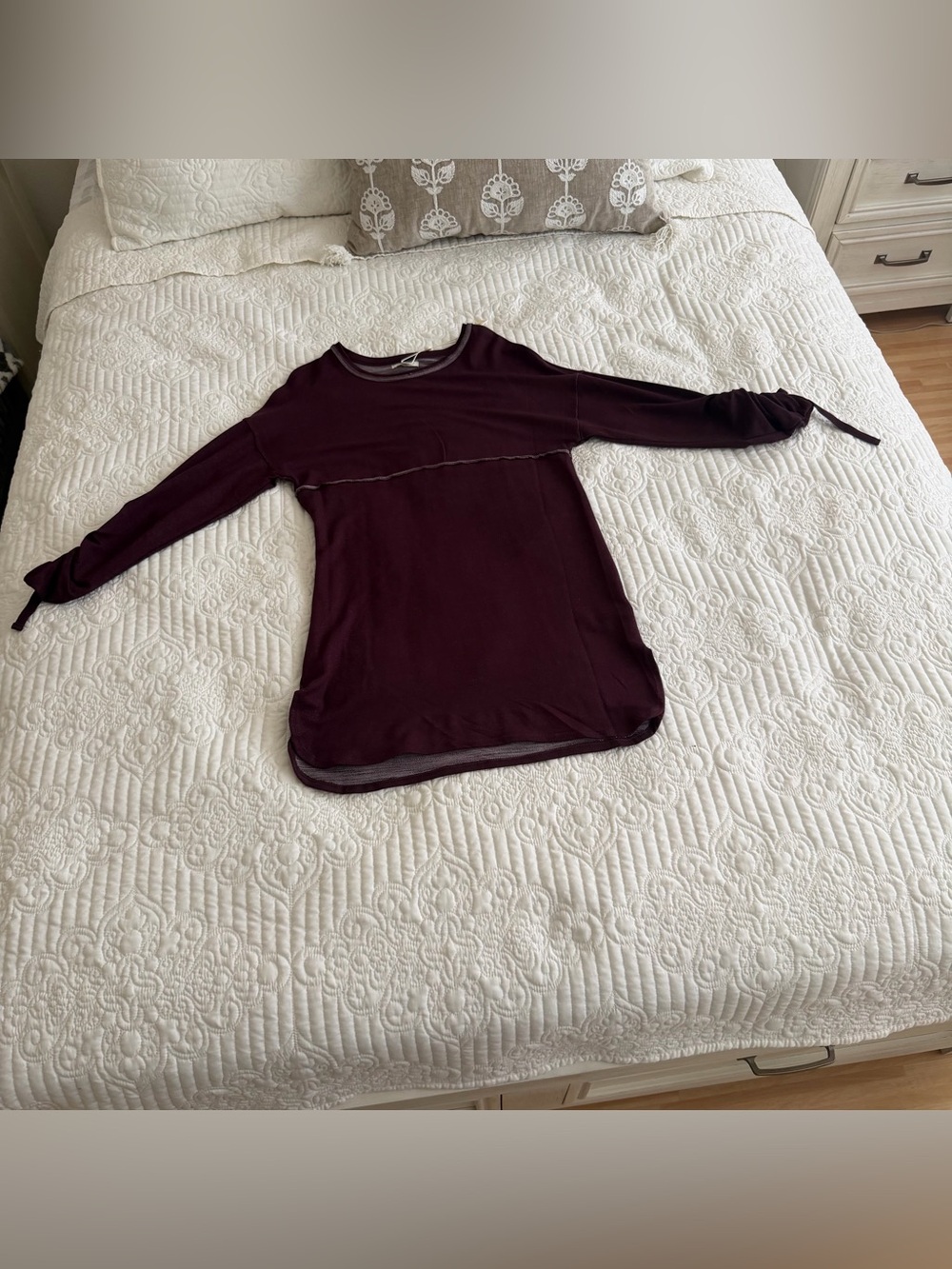 NWT Max Studio Burgundy Long Sleeve Tunic Sweatshirt Raw Edge Hem XS